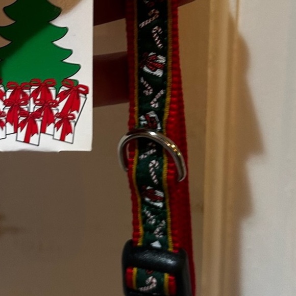 Casual Canine Christmas Candycane Dog Collar - Green and Red 6-16” Small - Picture 6 of 9